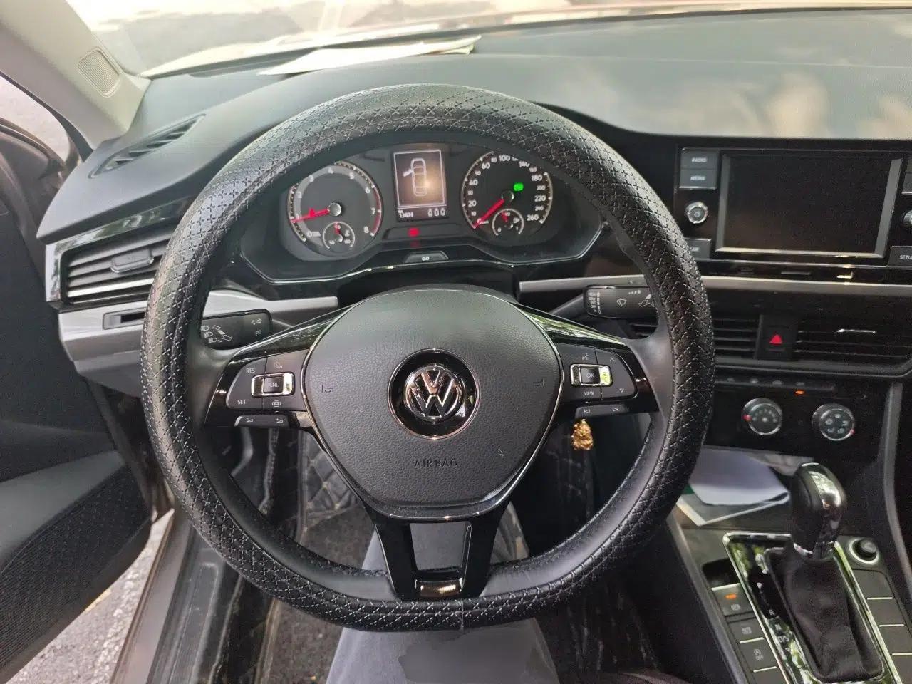 Volkswagen Bora 2020 1.5L Automatic Comfort Model — миниатюра 7
