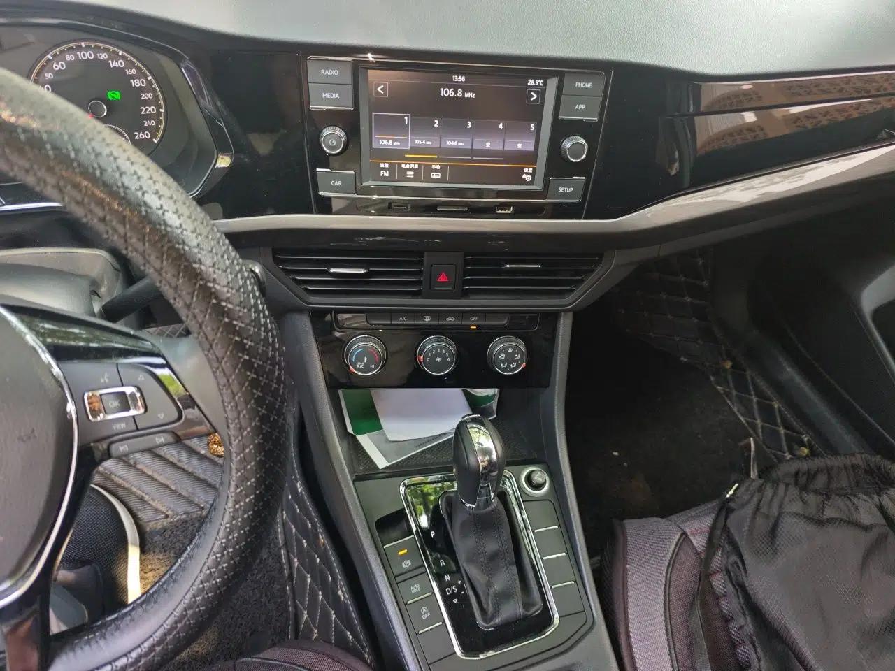 Volkswagen Bora 2020 1.5L Automatic Comfort Model — миниатюра 10