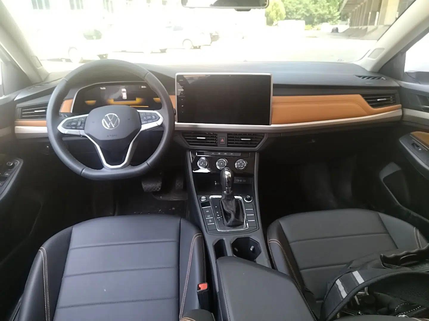 Volkswagen Bora 2025 200TSI DSG Enjoy Driving Navigation Edition — миниатюра 17