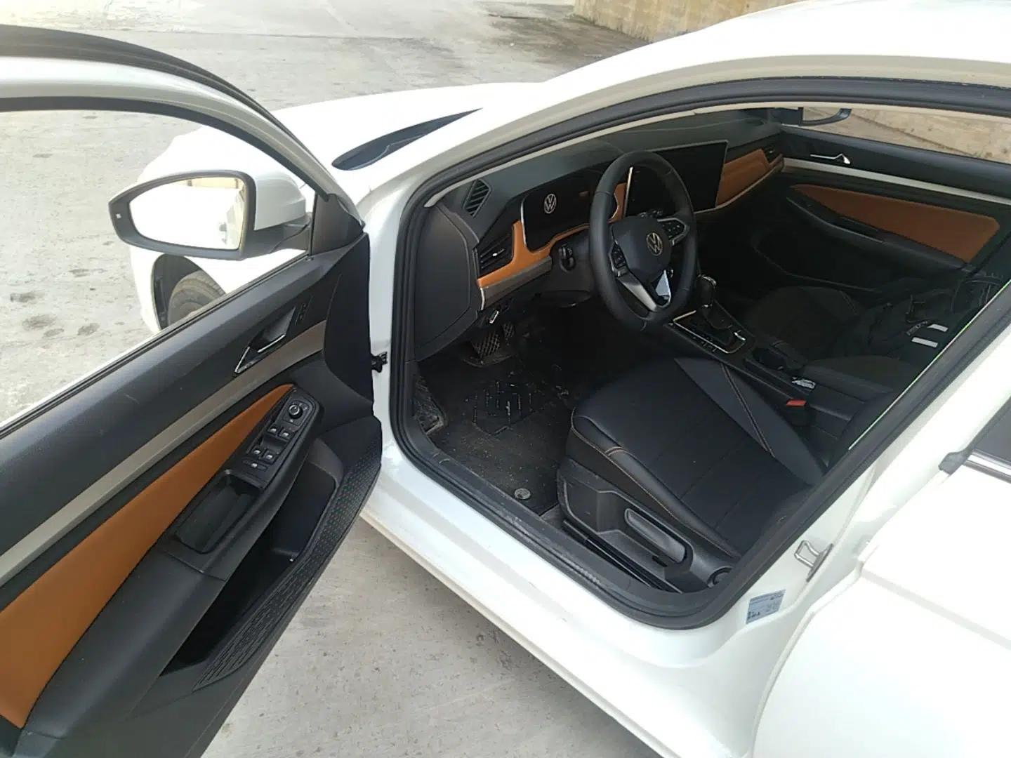 Volkswagen Bora 2025 200TSI DSG Enjoy Driving Navigation Edition — миниатюра 23