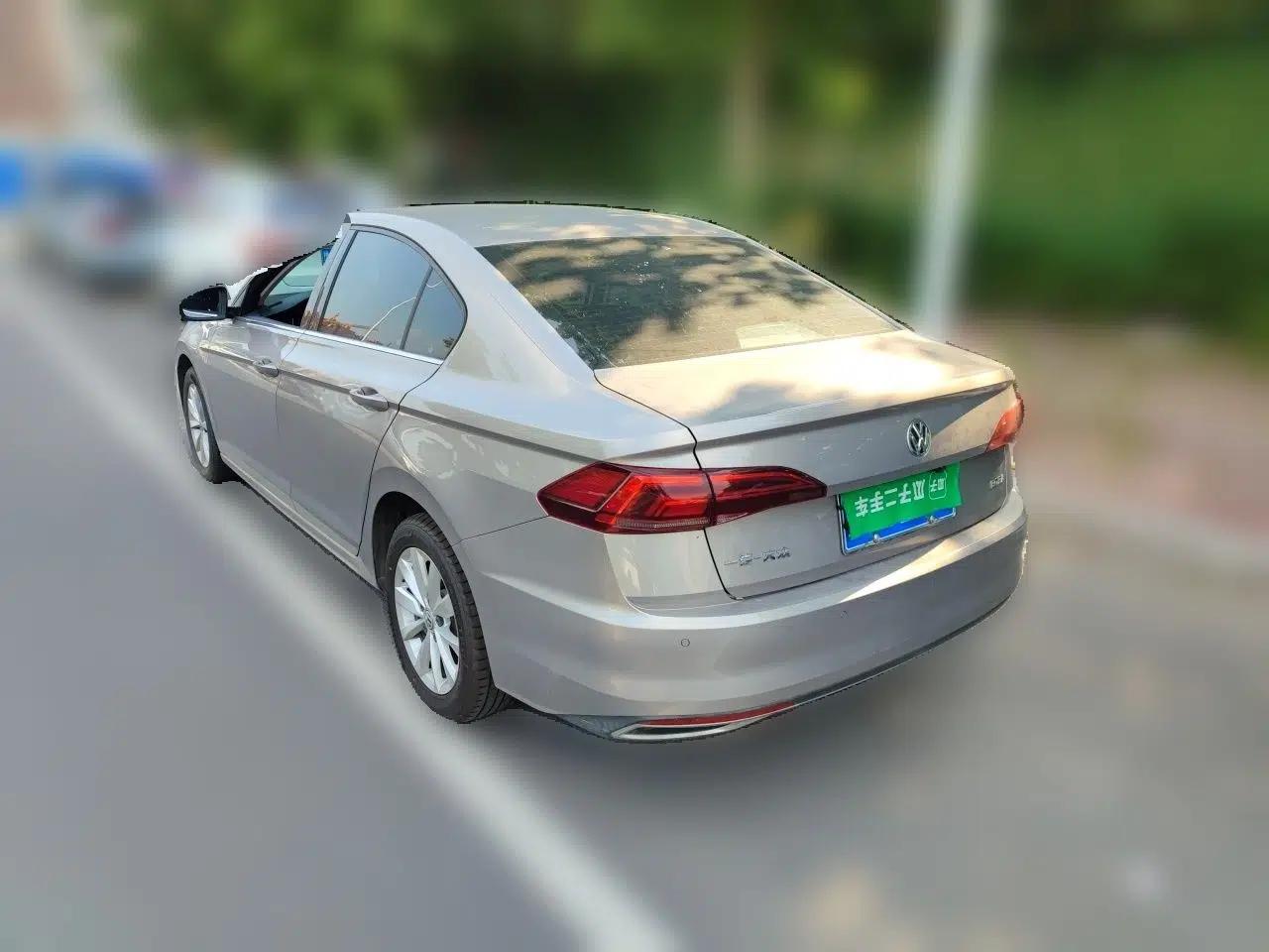 Volkswagen Bora 2020 1.5L Automatic Comfort Model — миниатюра 4