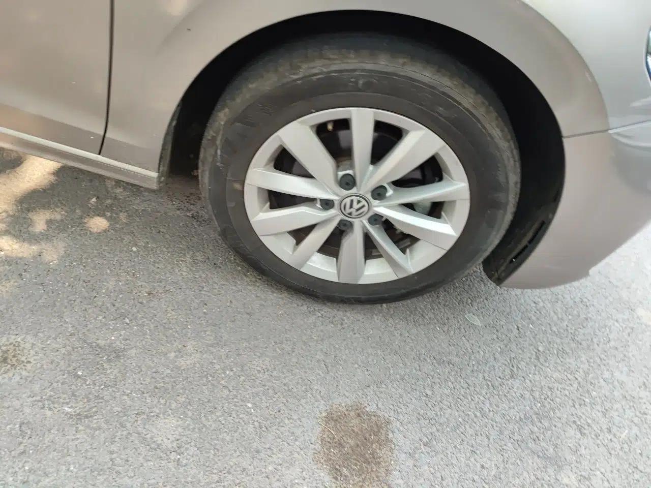 Volkswagen Bora 2020 1.5L Automatic Comfort Model — миниатюра 8