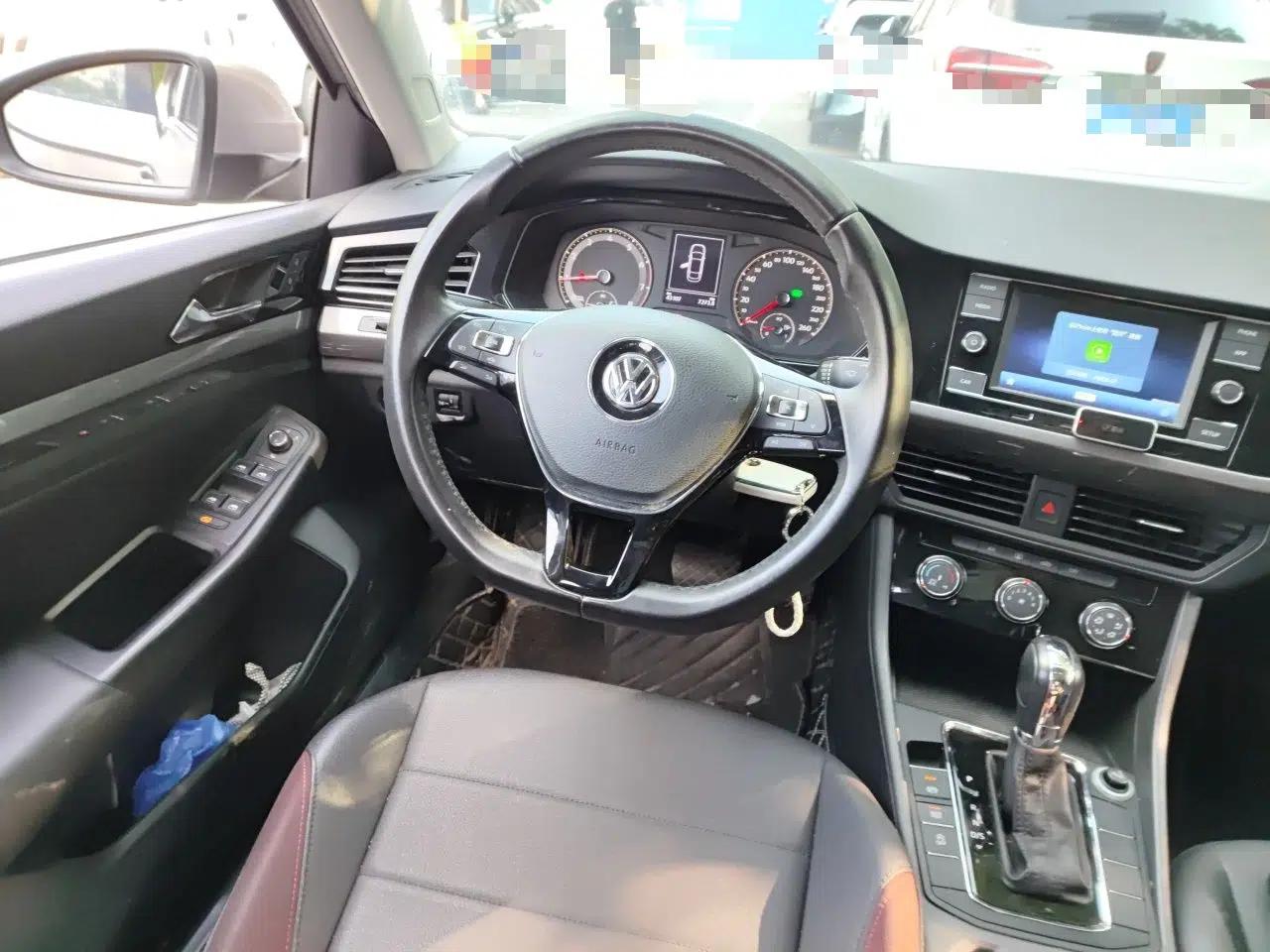 Volkswagen Bora 2020 1.5L Automatic Comfort Model — миниатюра 10