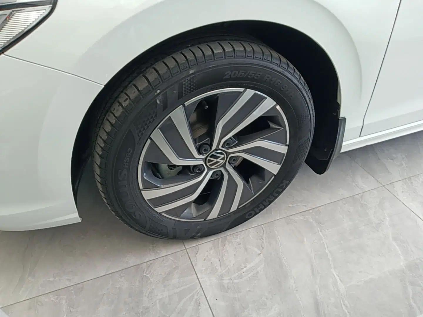 Volkswagen Bora 2023 200TSI DSG Enjoyment Edition — миниатюра 10