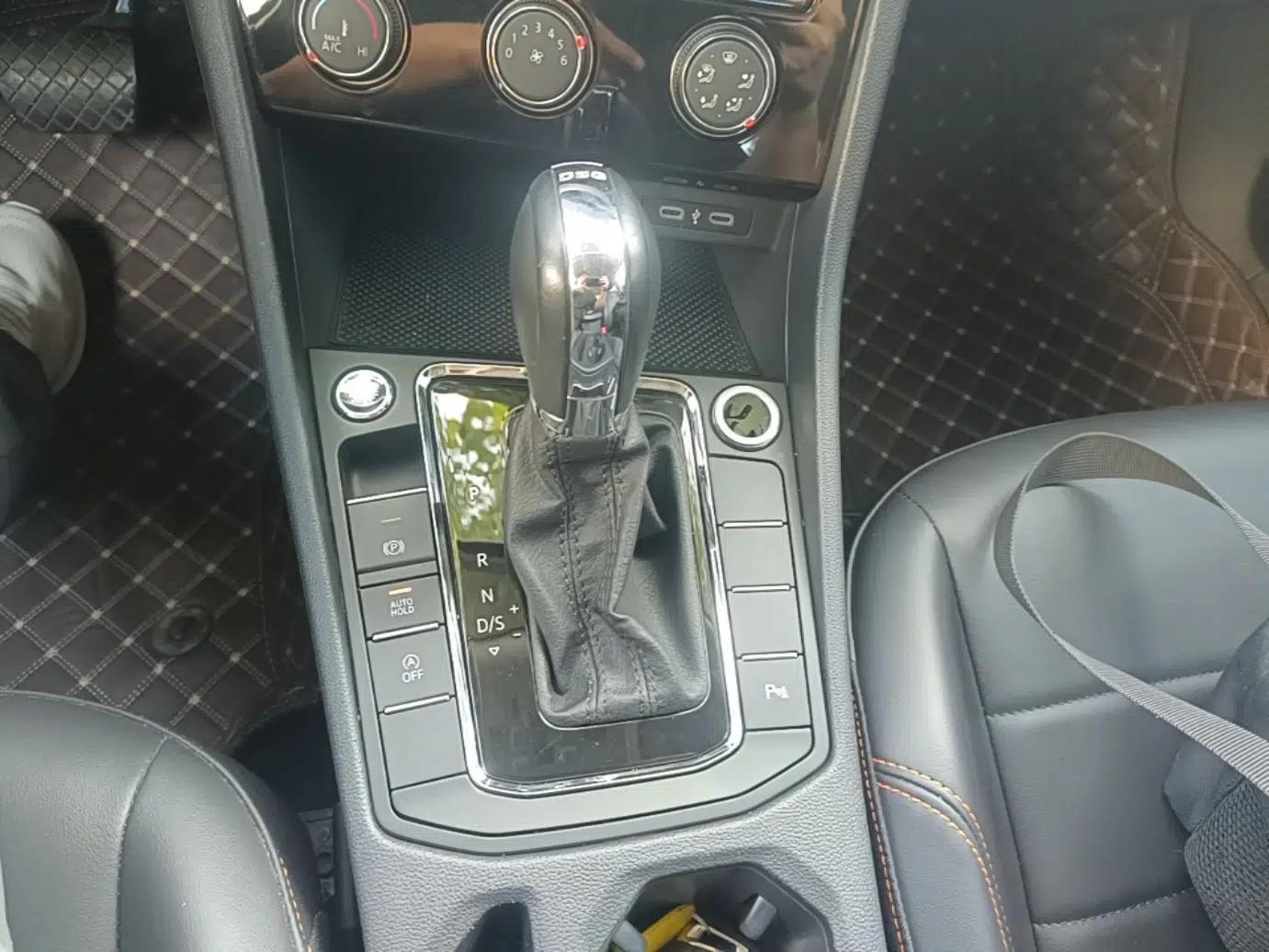 Volkswagen Bora 2023 200TSI DSG YueXing PRO Edition — миниатюра 16