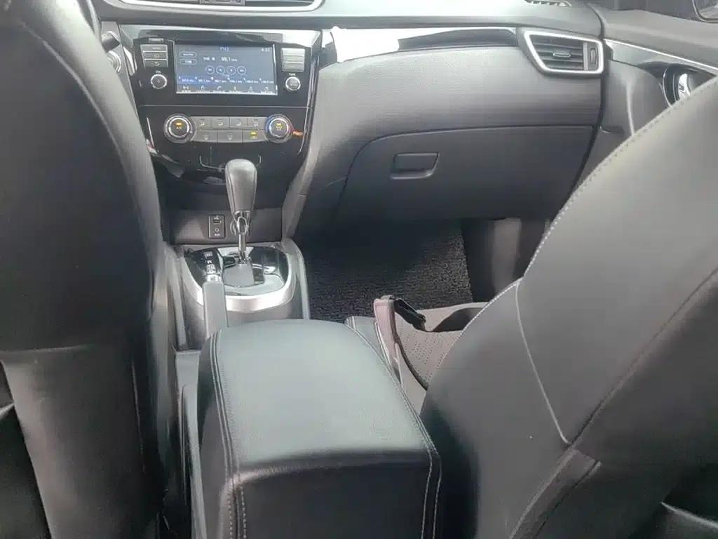 Nissan Qashqai 2017 2.0L CVT Luxury Edition (National V Emission Standard) — миниатюра 14