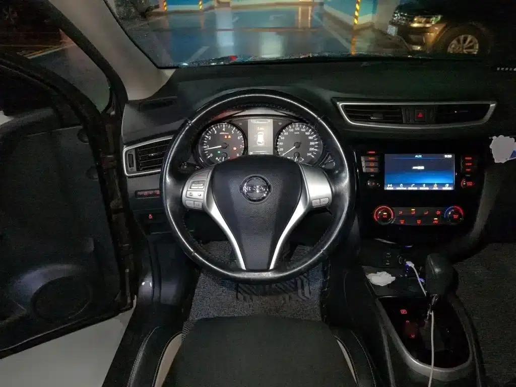 Nissan Qashqai 2017 2.0L CVT Luxury Edition (National V Emission Standard) — миниатюра 3