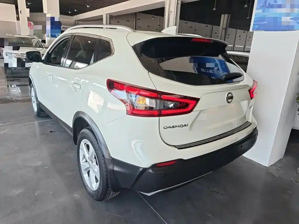 Nissan Qashqai 2022 2.0L CVT XV Smart Edition — миниатюра 5