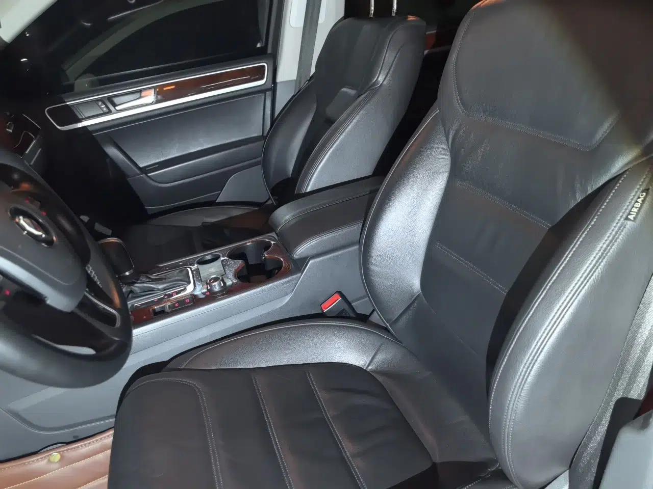 Volkswagen Touareg 2011 3.0 TSI Standard Version — миниатюра 15
