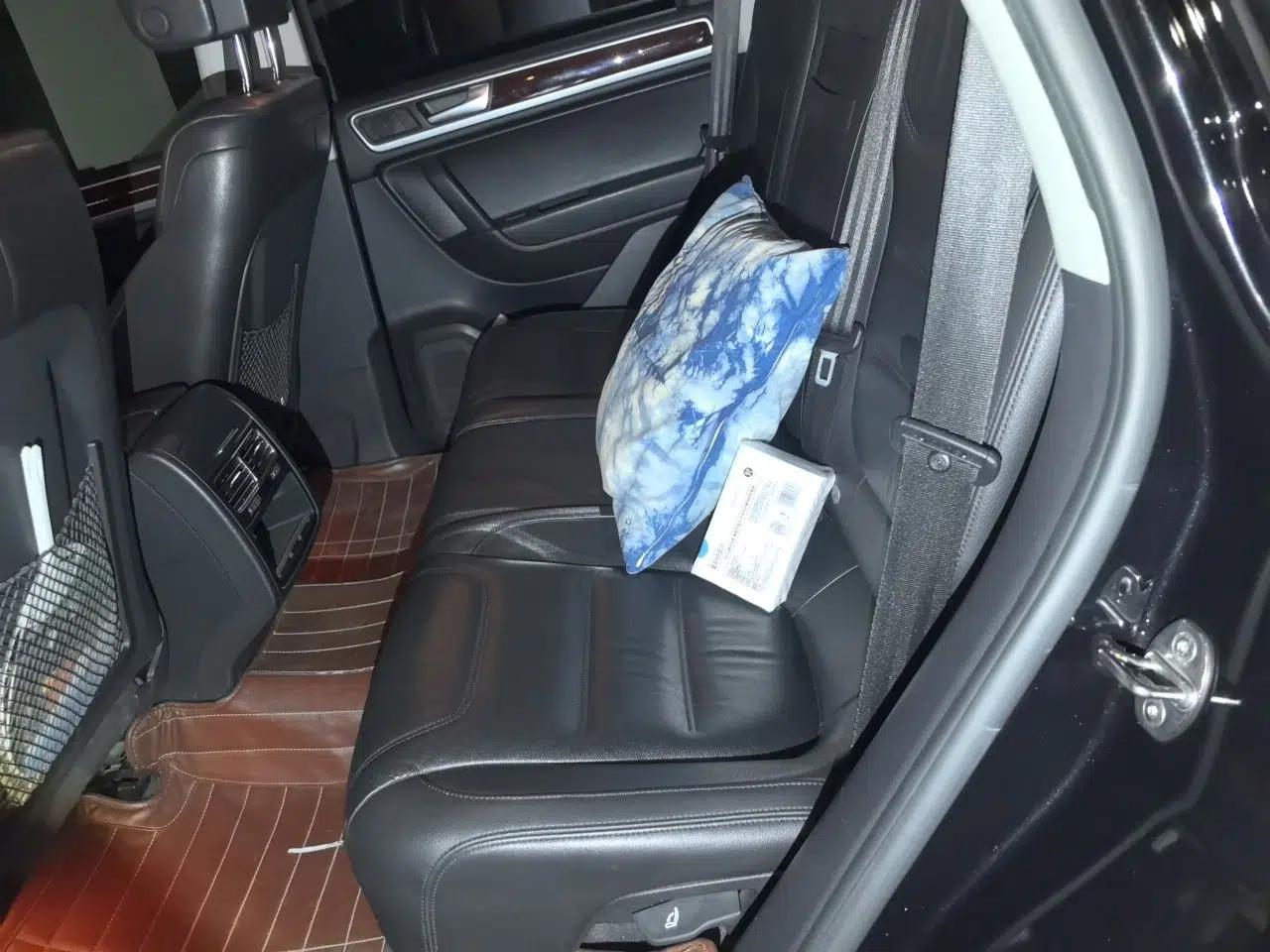Volkswagen Touareg 2011 3.0 TSI Standard Version — миниатюра 17