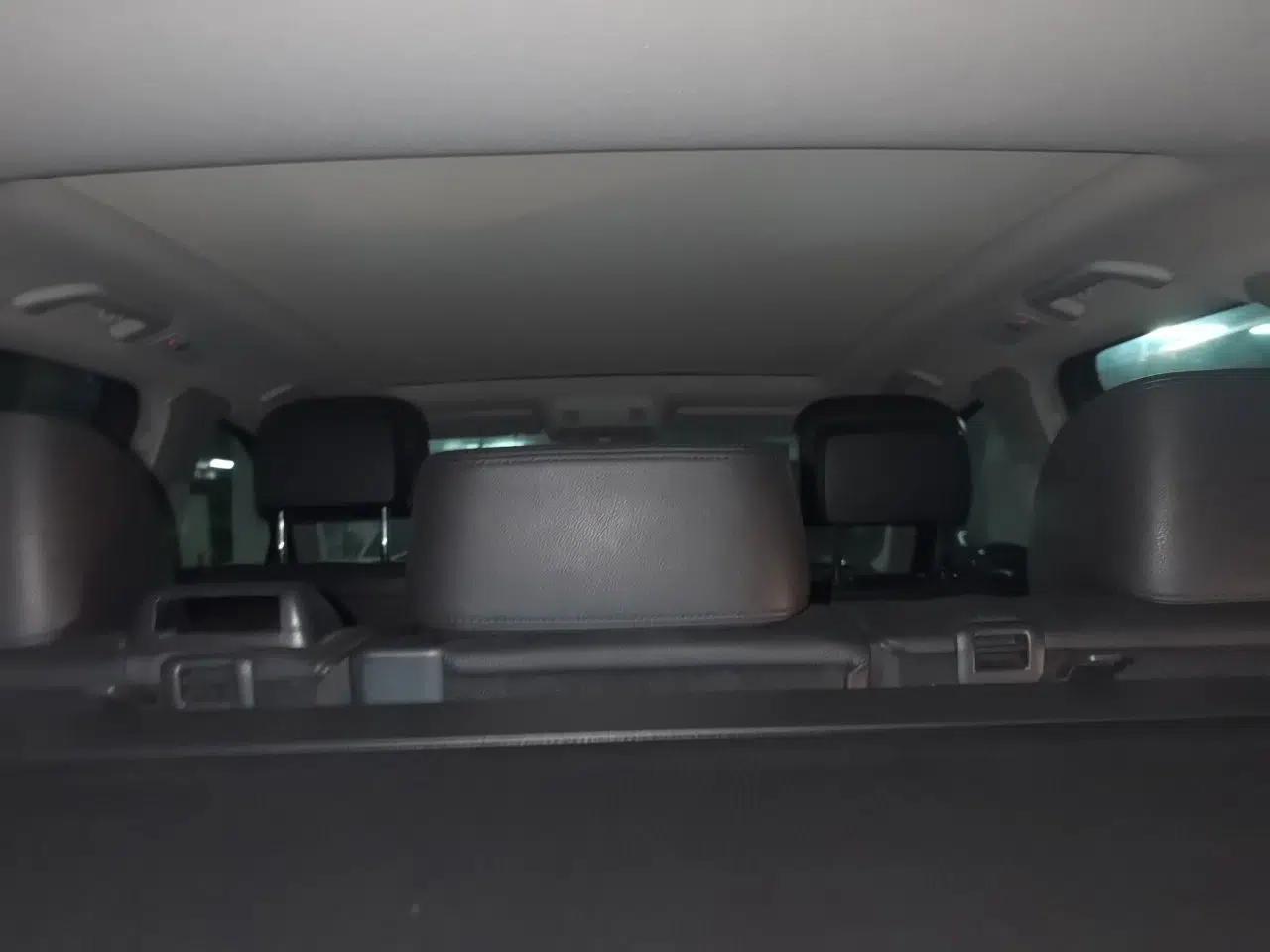 Volkswagen Touareg 2011 3.0 TSI Standard Version — миниатюра 18