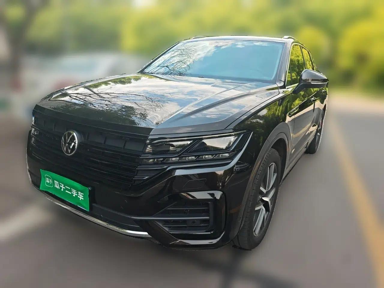 Volkswagen Touareg 2020 3.0 TSI Luxury Edition China VI — миниатюра 1