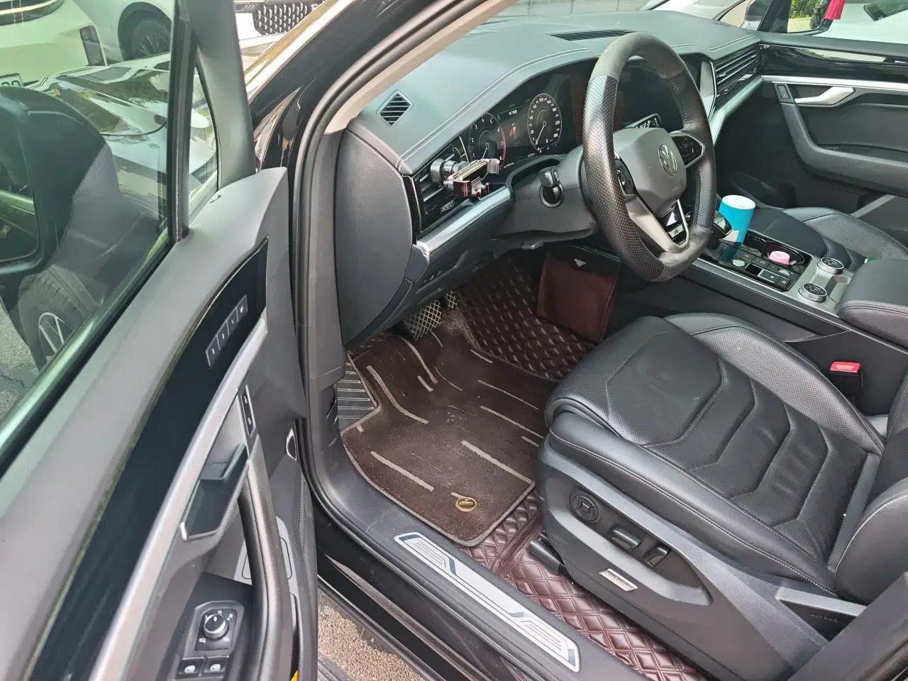 Volkswagen Touareg 2020 3.0 TSI Luxury Edition China VI — миниатюра 16