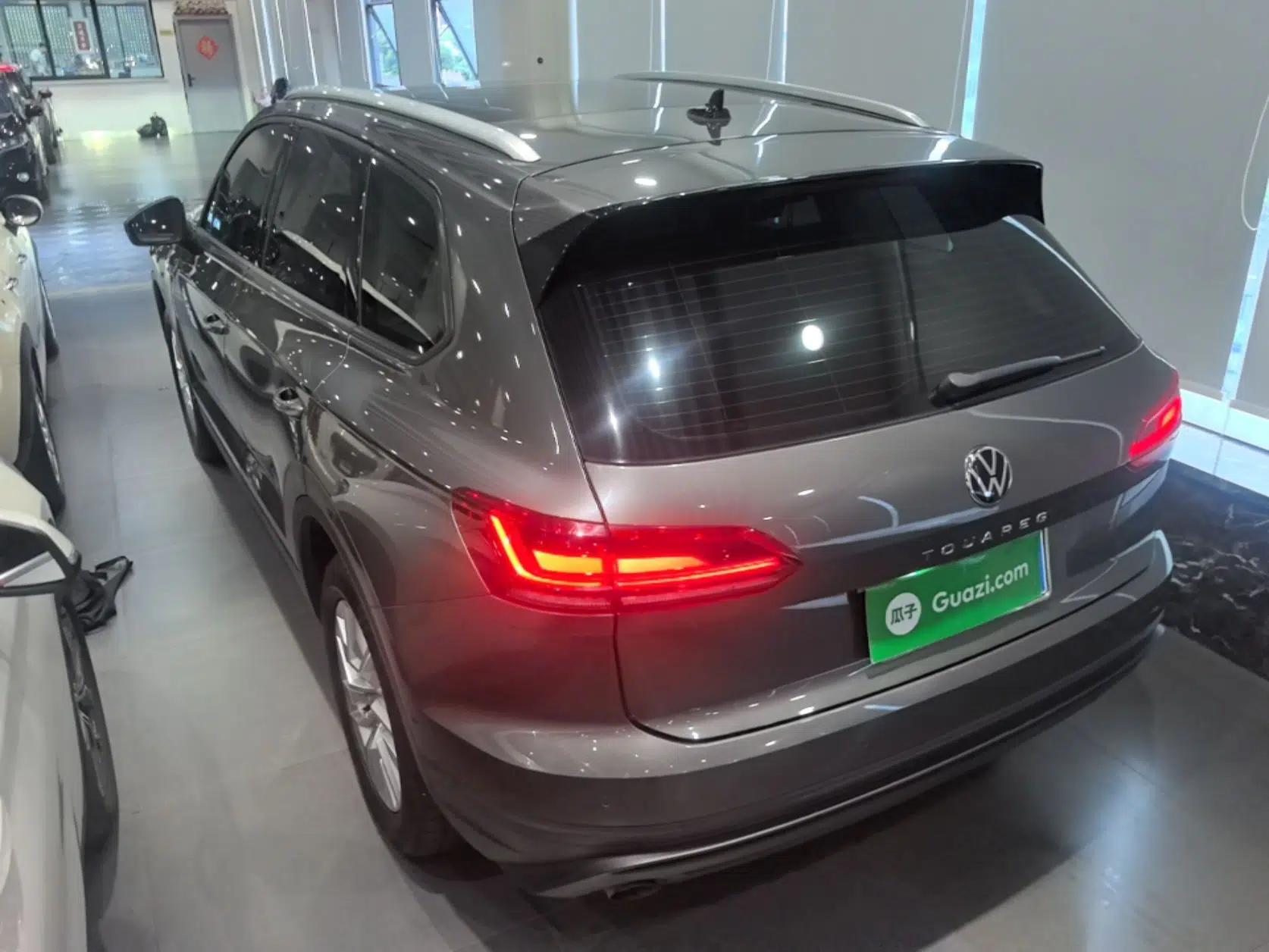 Volkswagen Touareg 2021 2.0 TSI Flagship Special Edition — миниатюра 4