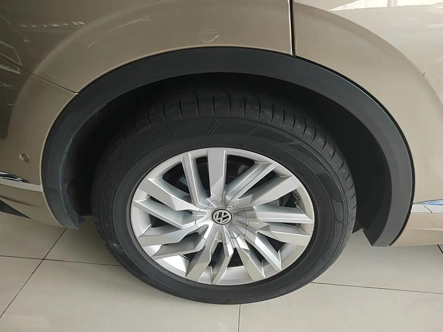 Volkswagen Touareg 2019 2.0 TSI Ruiyi Edition China V Standard — миниатюра 11