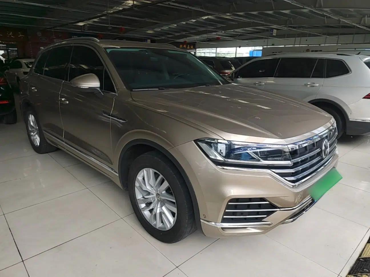 Volkswagen Touareg 2019 2.0 TSI Ruiyi Edition China V Standard — миниатюра 3