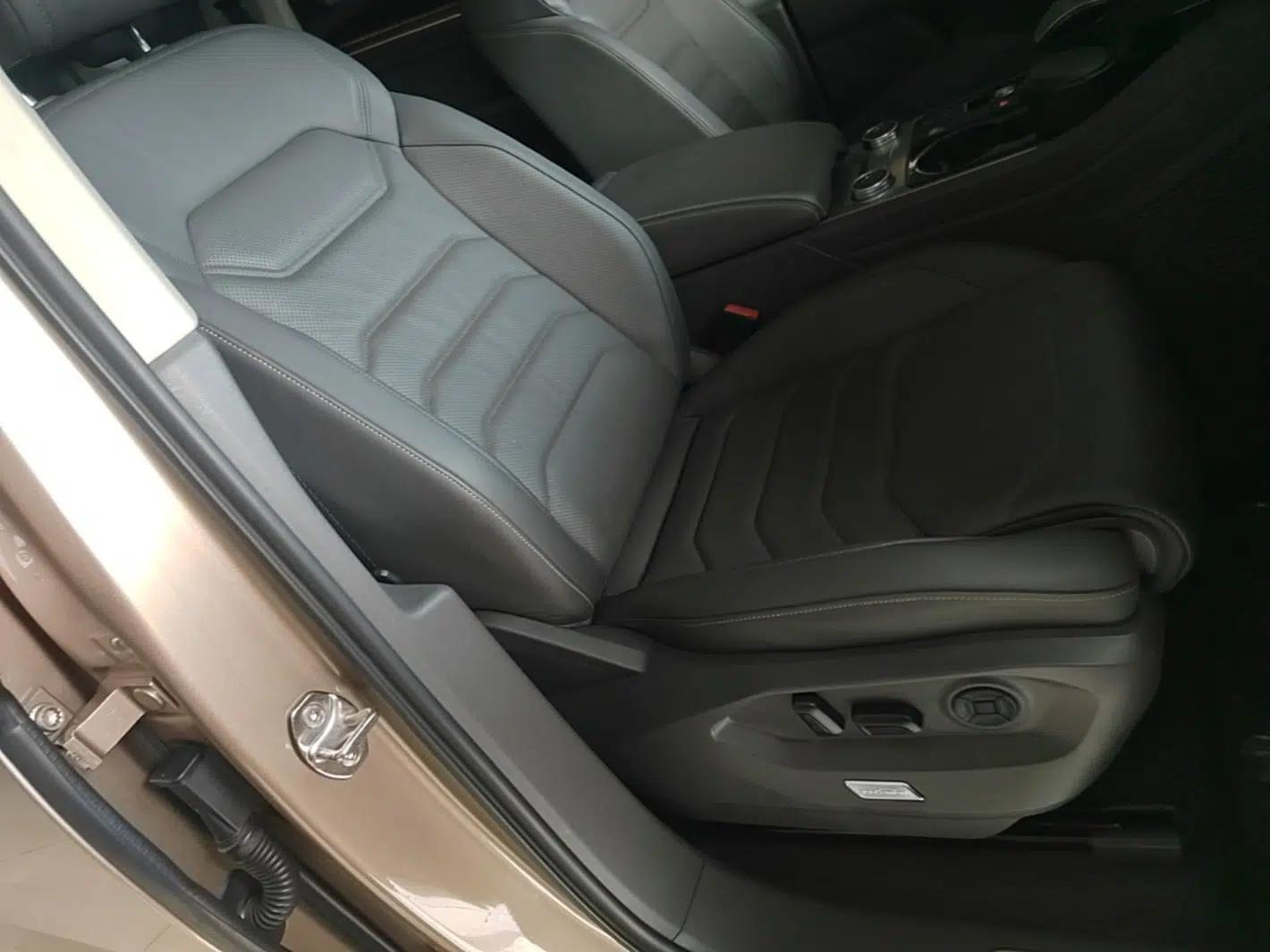 Volkswagen Touareg 2019 2.0 TSI Ruiyi Edition China V Standard — миниатюра 24