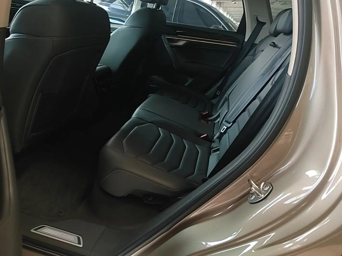 Volkswagen Touareg 2019 2.0 TSI Ruiyi Edition China V Standard — миниатюра 25