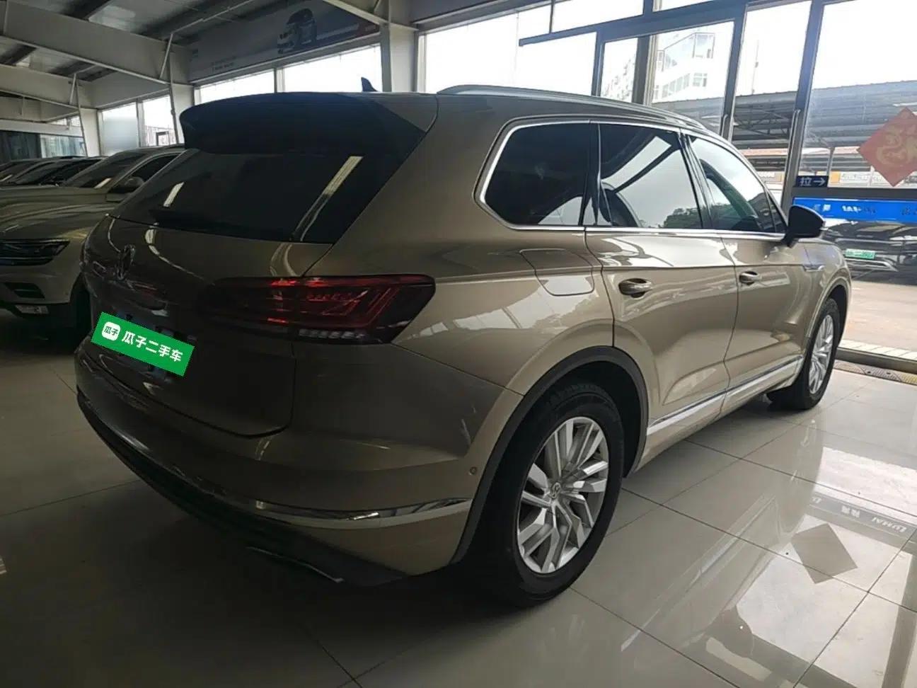 Volkswagen Touareg 2019 2.0 TSI Ruiyi Edition China V Standard — миниатюра 6