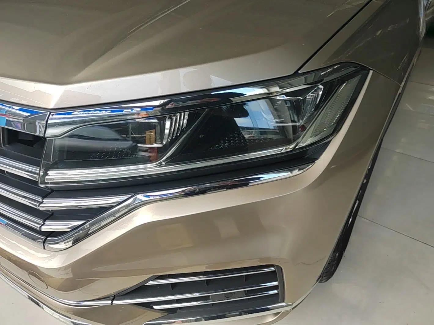 Volkswagen Touareg 2019 2.0 TSI Ruiyi Edition China V Standard — миниатюра 8