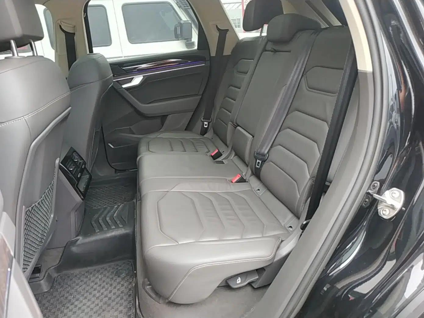 Volkswagen Touareg 2021 2.0 TSI RuiShang Edition — миниатюра 20