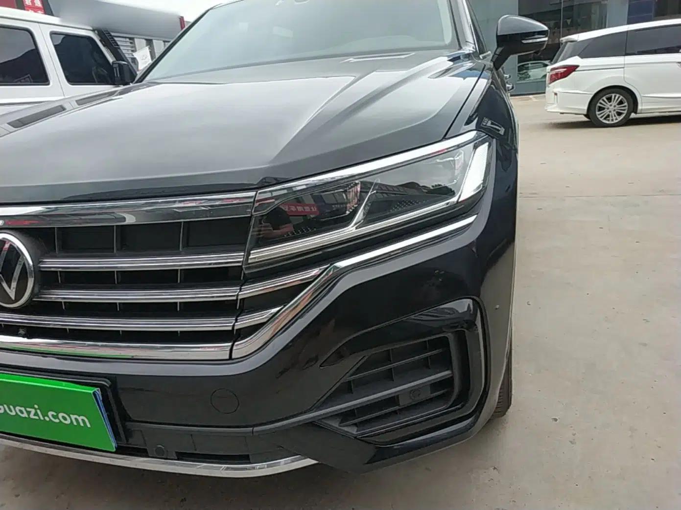 Volkswagen Touareg 2021 2.0 TSI RuiShang Edition — миниатюра 8