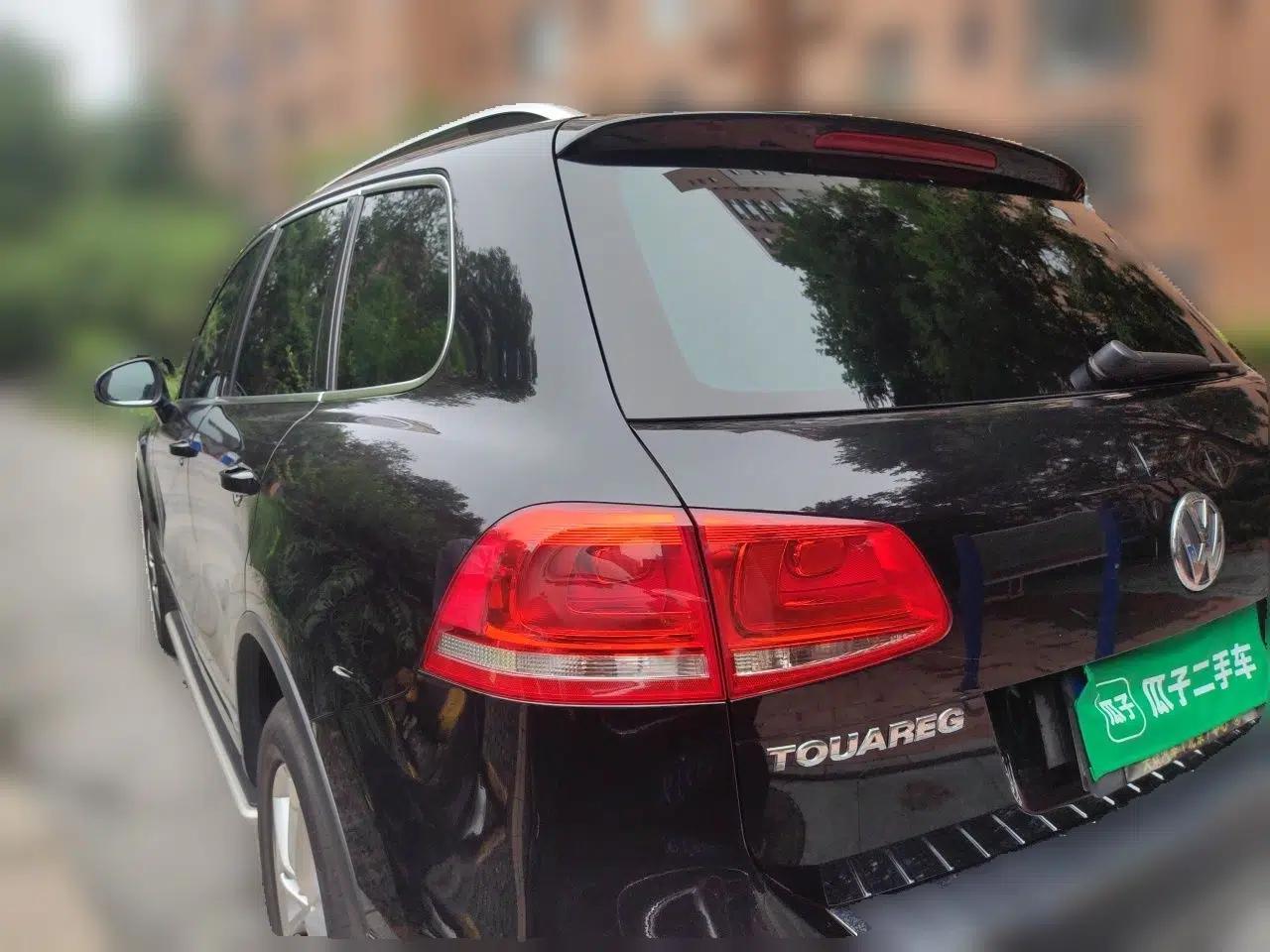 Volkswagen Touareg 2011 3.0 TSI Luxury Edition — миниатюра 4