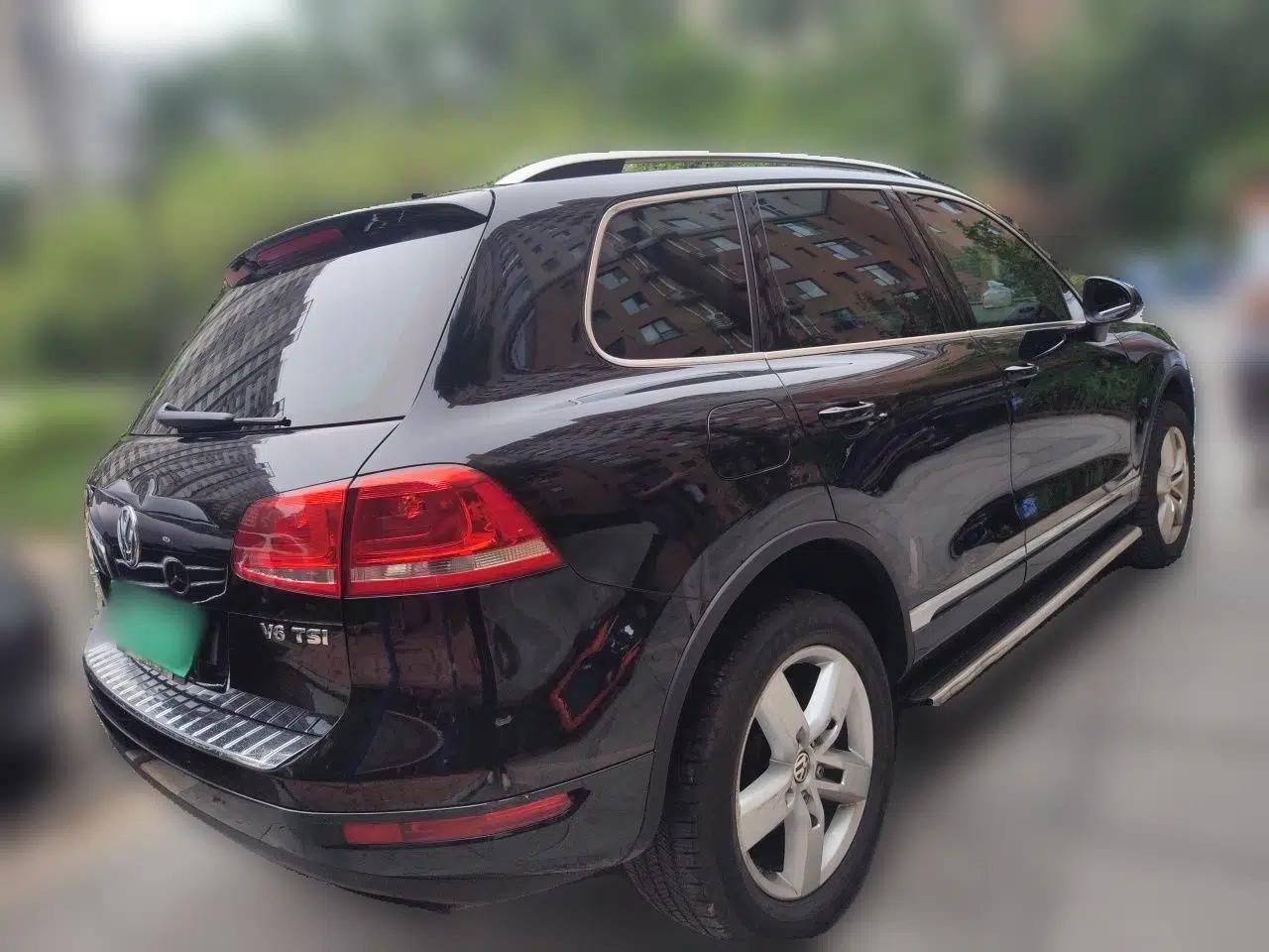 Volkswagen Touareg 2011 3.0 TSI Luxury Edition — миниатюра 6