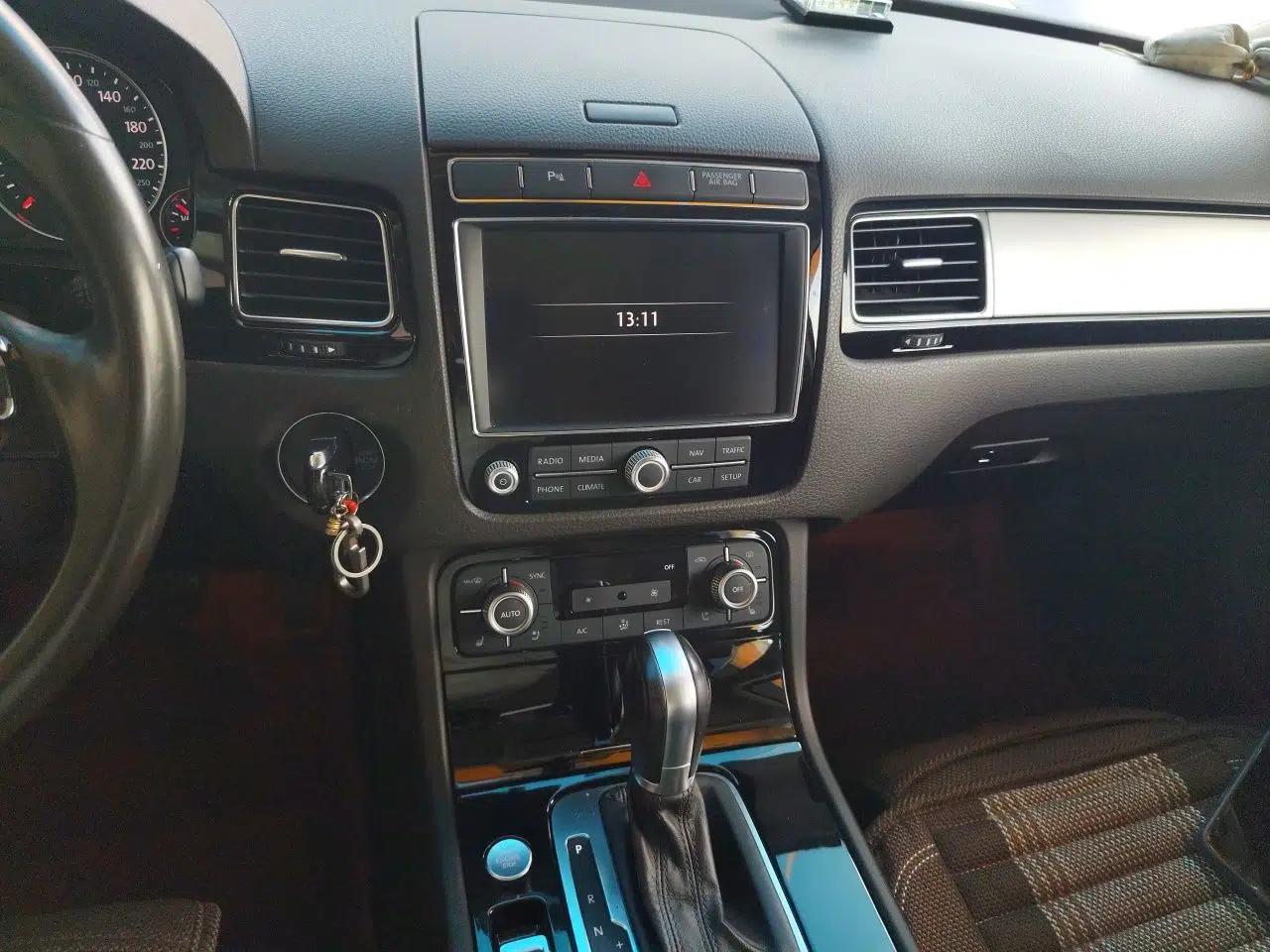 Volkswagen Touareg 2017 3.0 TSI Touareg Edition — миниатюра 13