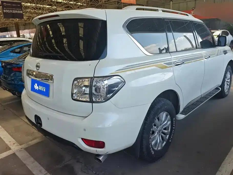 Nissan Patrol 2018 4.0L Leader Edition — миниатюра 3