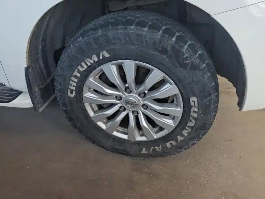 Nissan Patrol 2018 4.0L Leader Edition — миниатюра 6