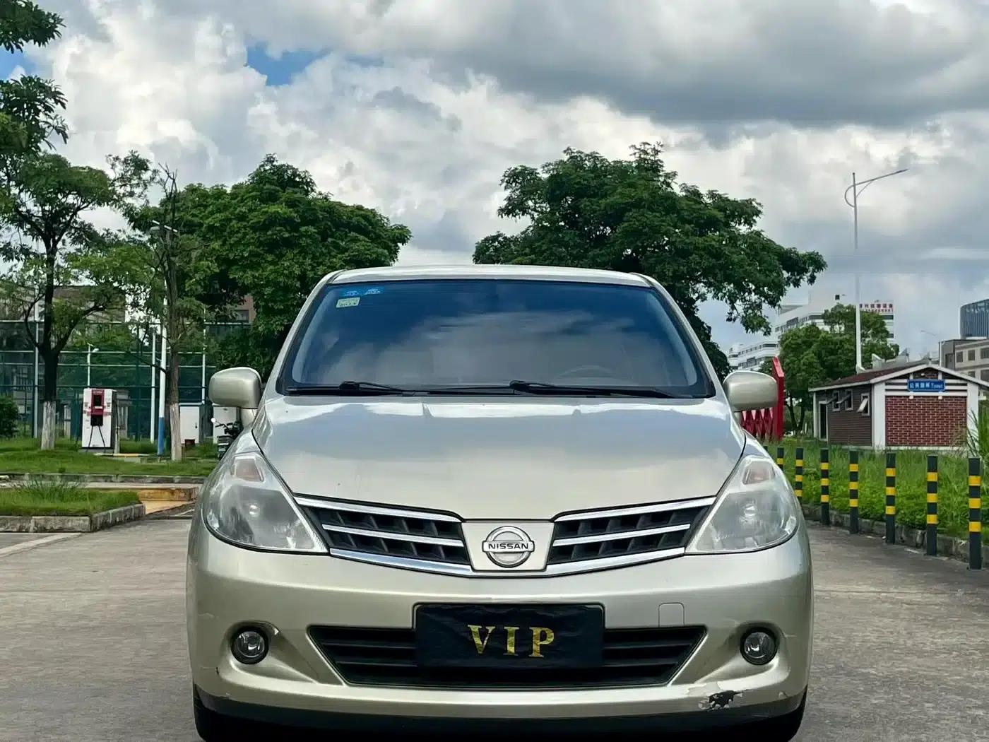 2008 Tiida 1.6L Automatic Fashion Model — миниатюра 2