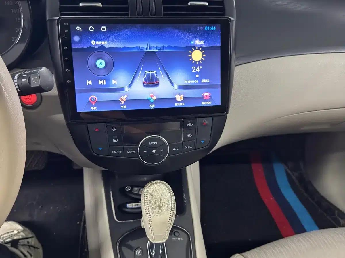 2013 Tiida 1.6L CVT Cool Edition — миниатюра 11