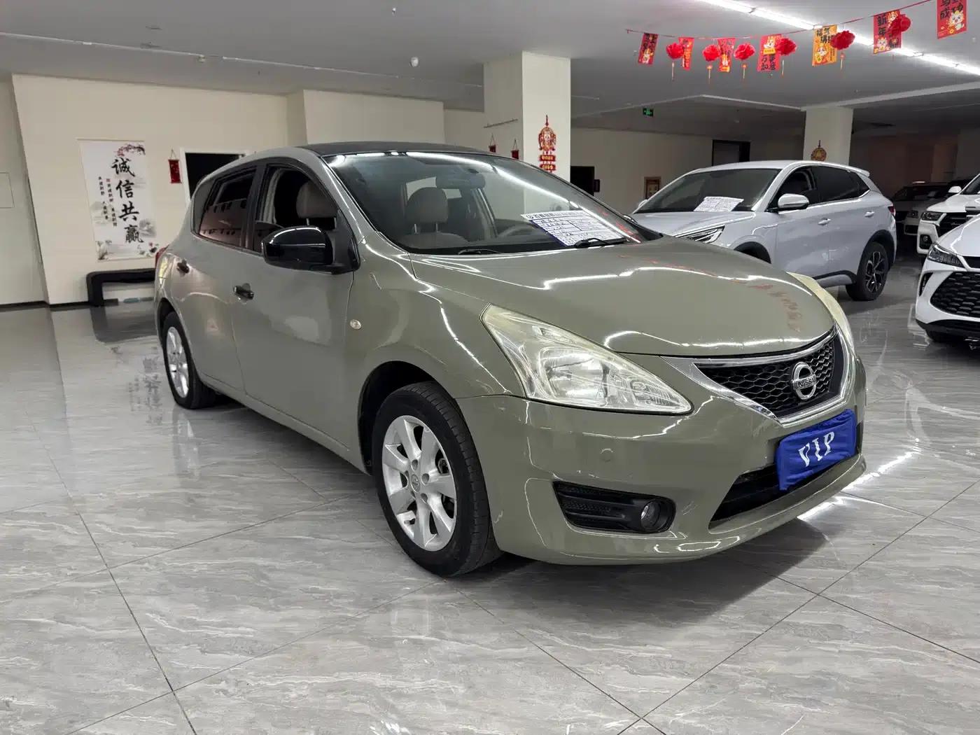 2013 Tiida 1.6L CVT Cool Edition — миниатюра 3