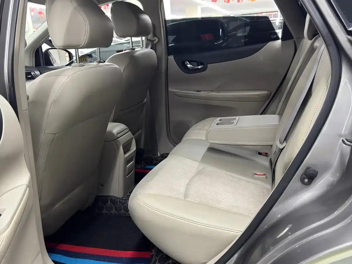 2013 Tiida 1.6L CVT Cool Edition — миниатюра 9