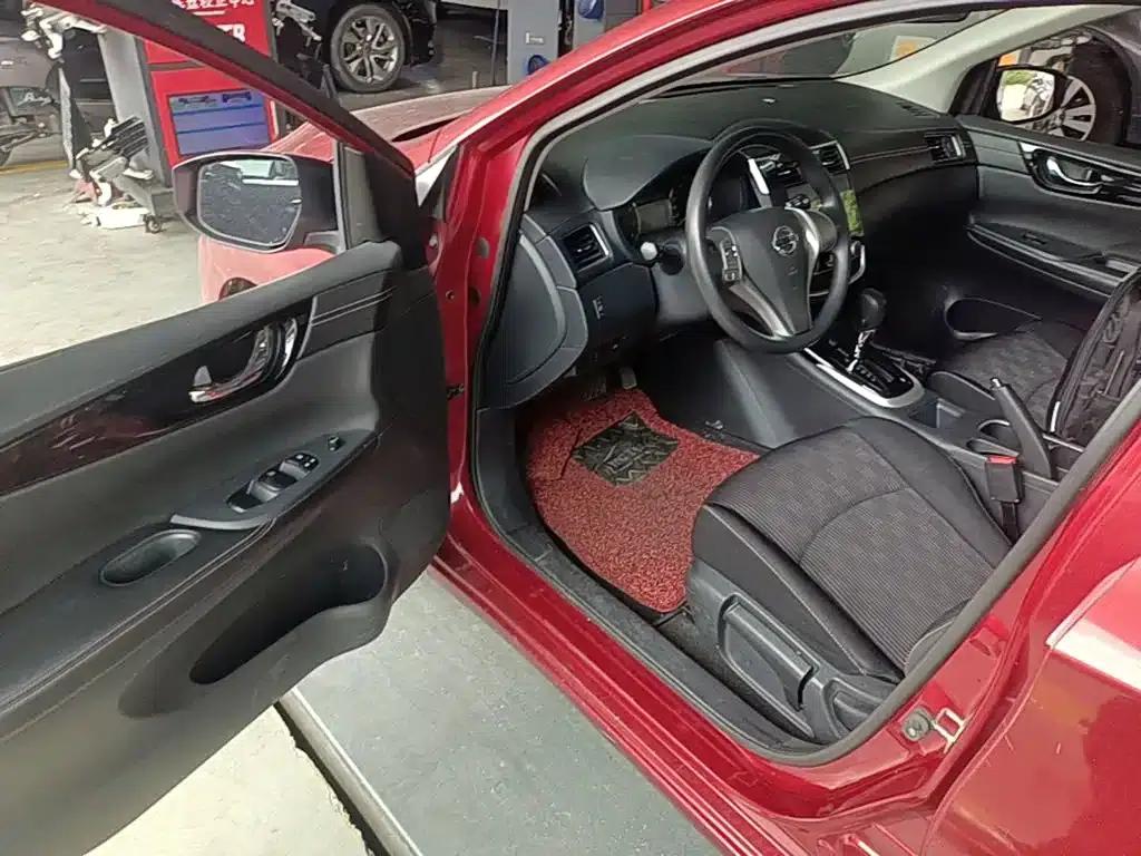 2016 Tiida 1.6L CVT Sport Edition — миниатюра 16