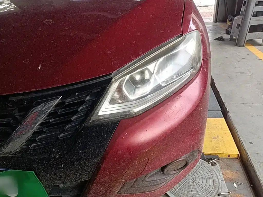 2016 Tiida 1.6L CVT Sport Edition — миниатюра 24