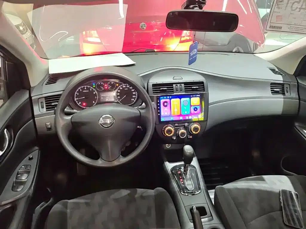 2014 Tiida 1.6L CVT Comfort Model — миниатюра 10