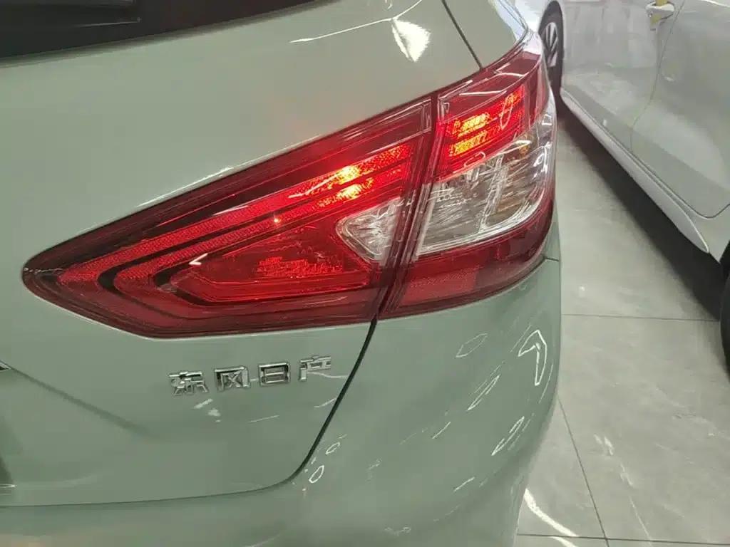 2024 Tiida 1.6L CVT Smart Edition — миниатюра 8