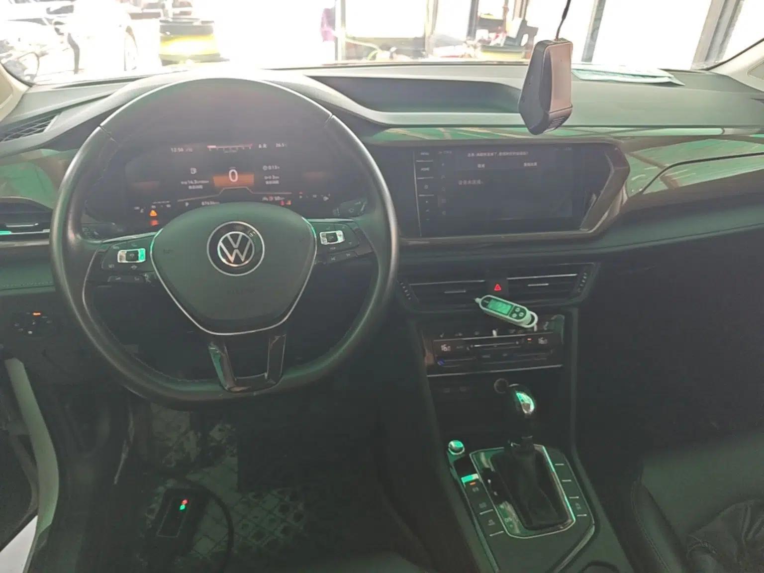 Volkswagen Tharu 2022 280TSI Two-Wheel-Drive Luxury Edition — миниатюра 12