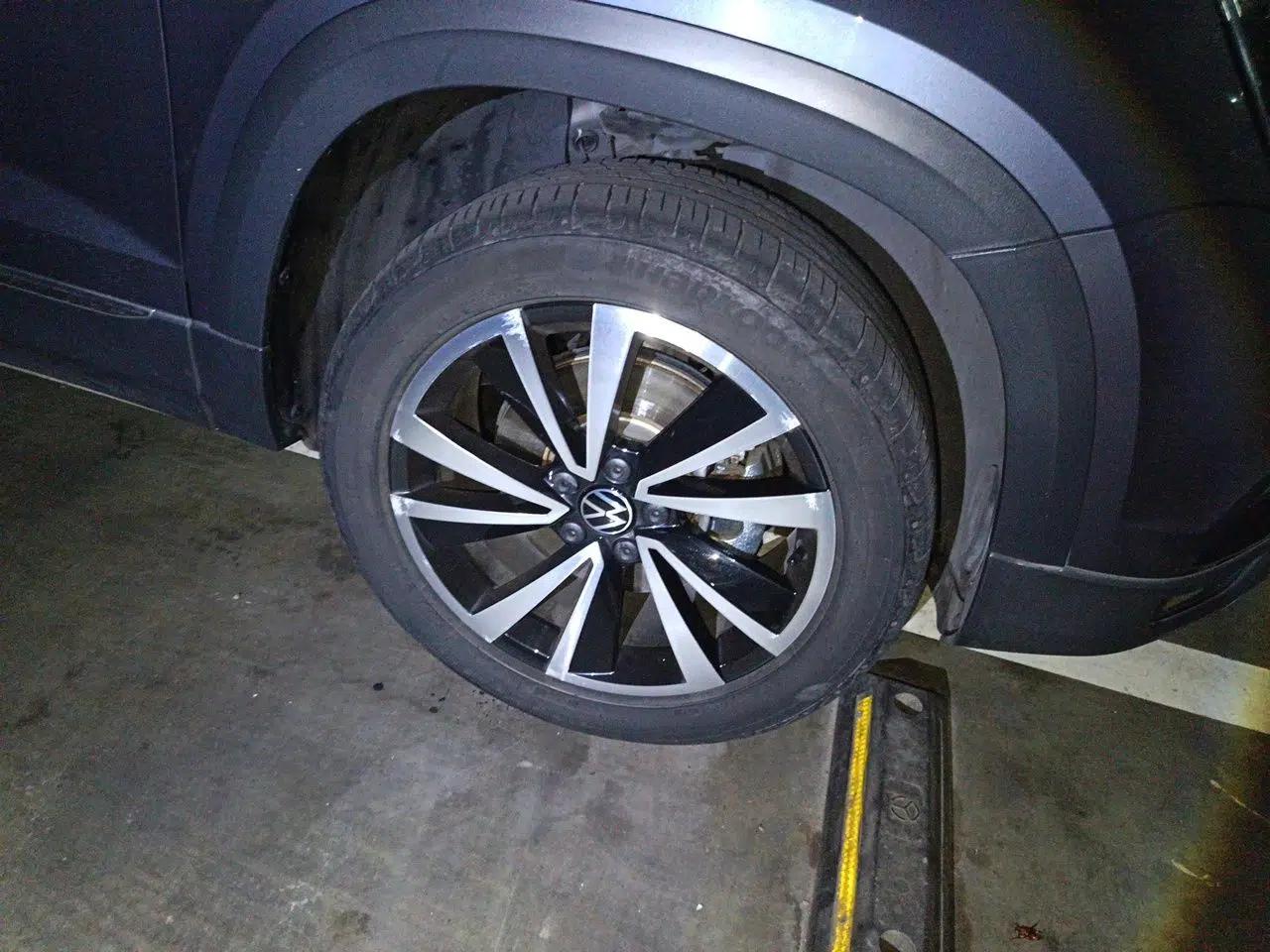 Volkswagen Tharu 2021 330TSI All-Wheel Drive Luxury PLUS Version — миниатюра 8