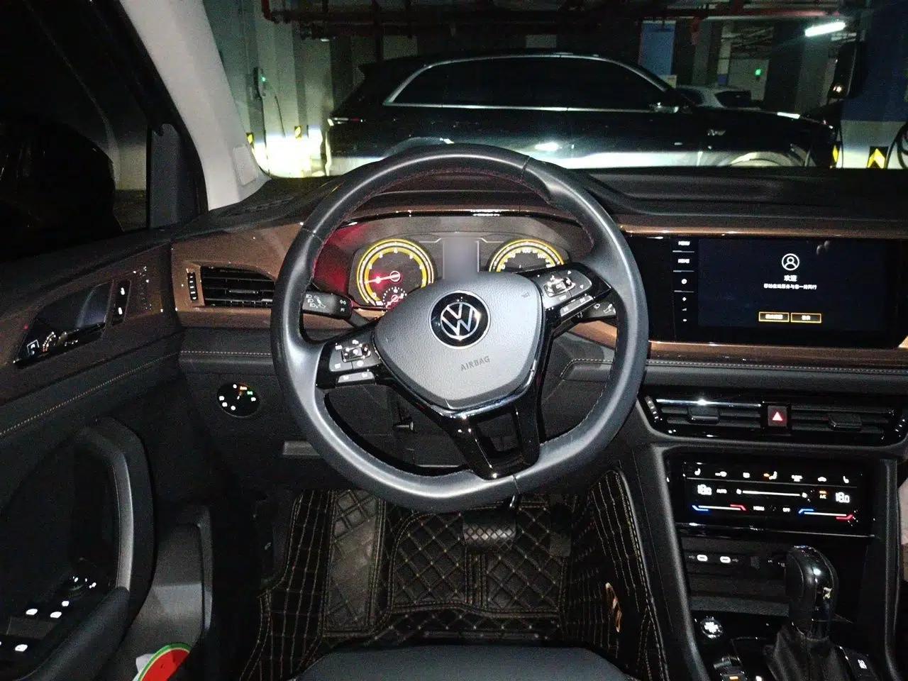 Volkswagen Tharu 2021 330TSI All-Wheel Drive Luxury PLUS Version — миниатюра 10