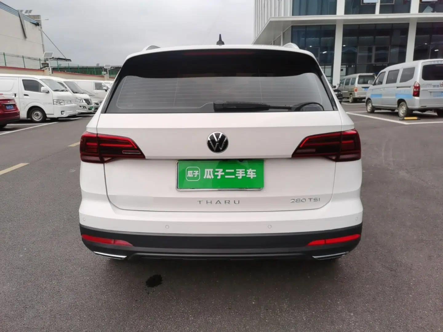 Volkswagen Tharu 2022 280TSI Two-Wheel-Drive Luxury Edition — миниатюра 5