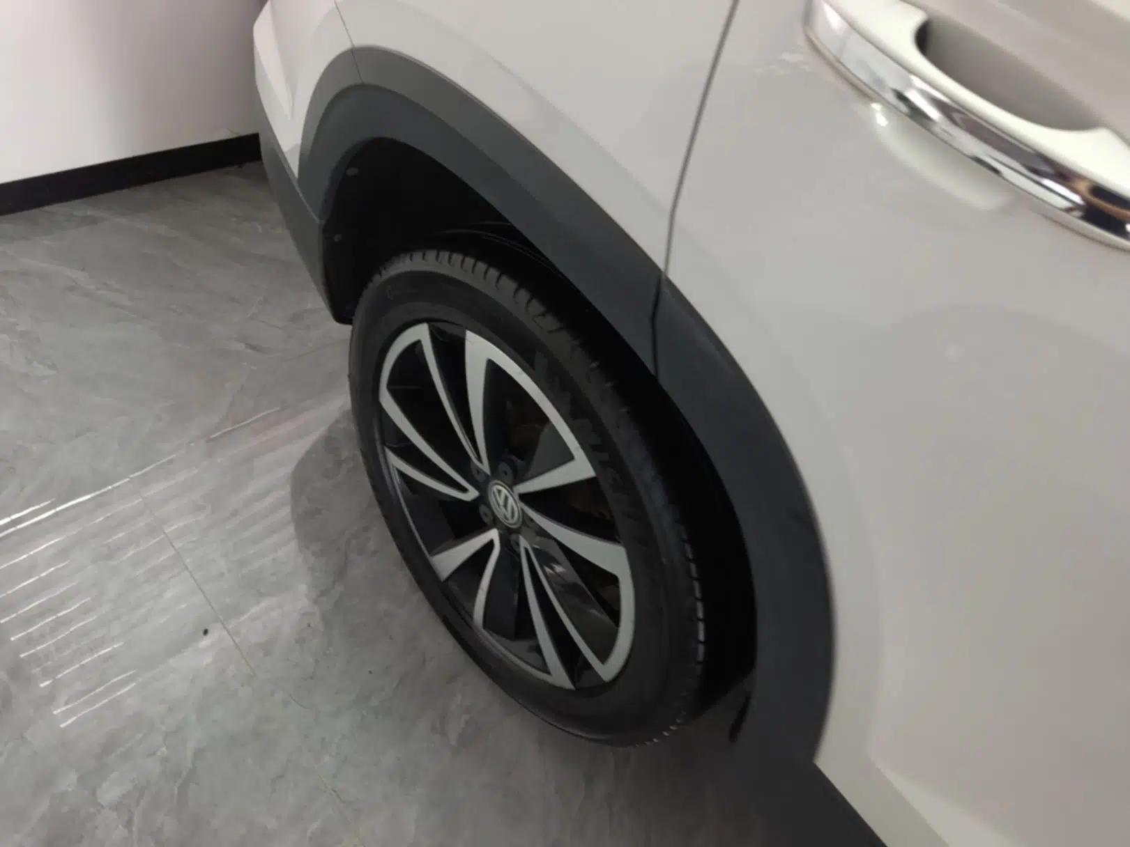 Volkswagen Tharu 2019 280TSI Two-Wheel Drive Luxury Version China VI Standard — миниатюра 11