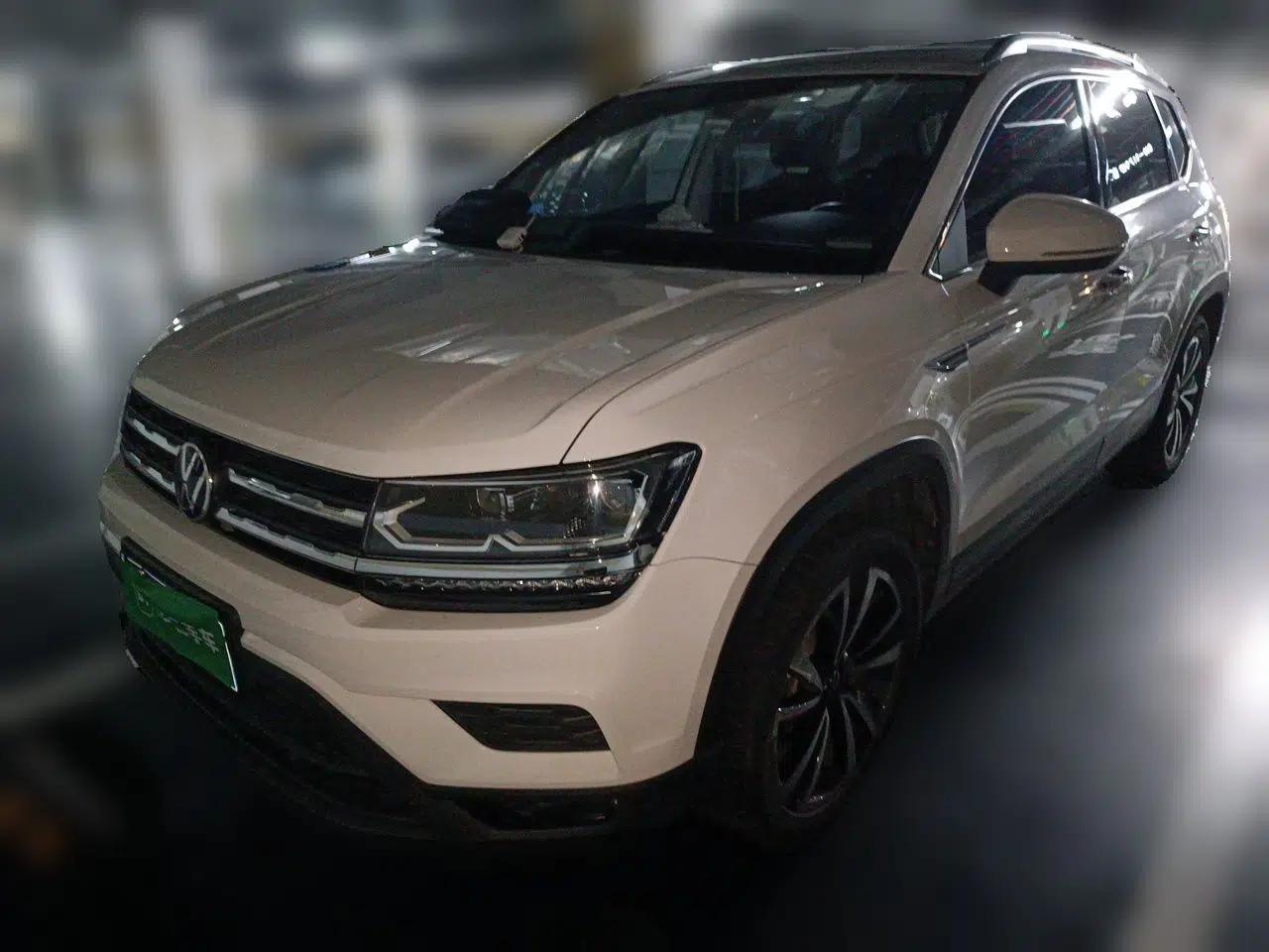 Volkswagen Tharu 2021 280TSI Two-Wheel-Drive Luxury Plus Edition — миниатюра 1