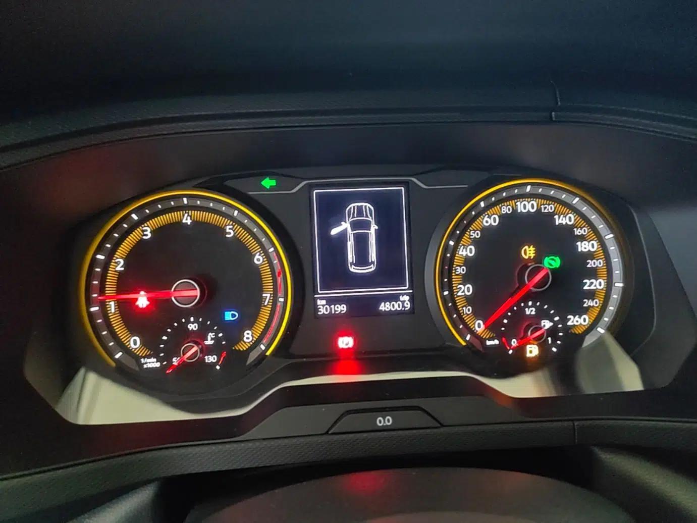 Volkswagen Tharu 2021 280TSI Two-Wheel Drive Trend Edition — миниатюра 19