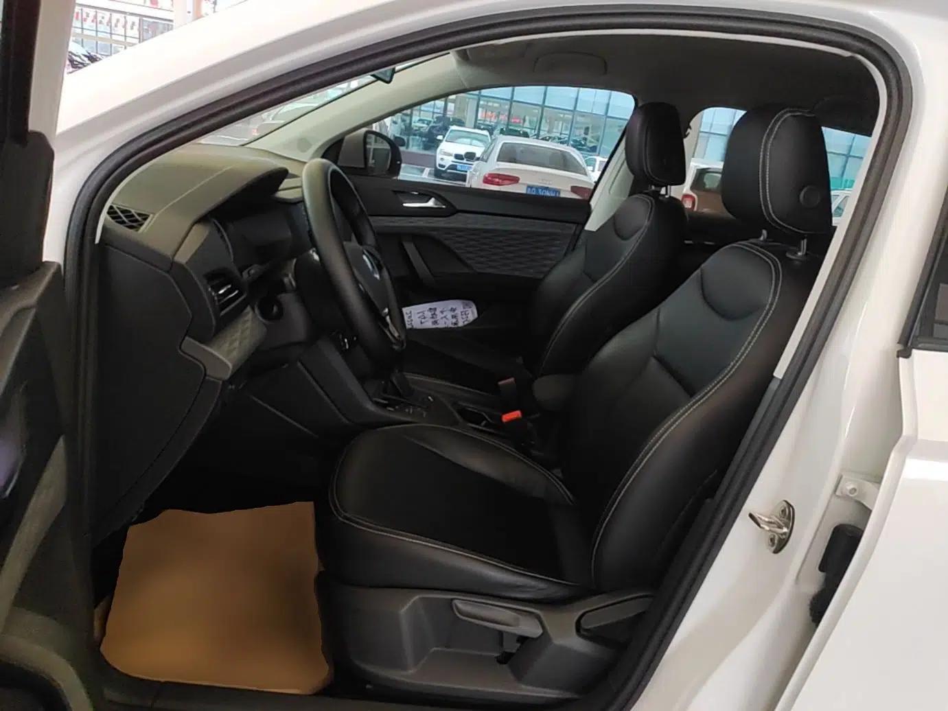 Volkswagen Tharu 2021 280TSI Two-Wheel Drive Trend Edition — миниатюра 22