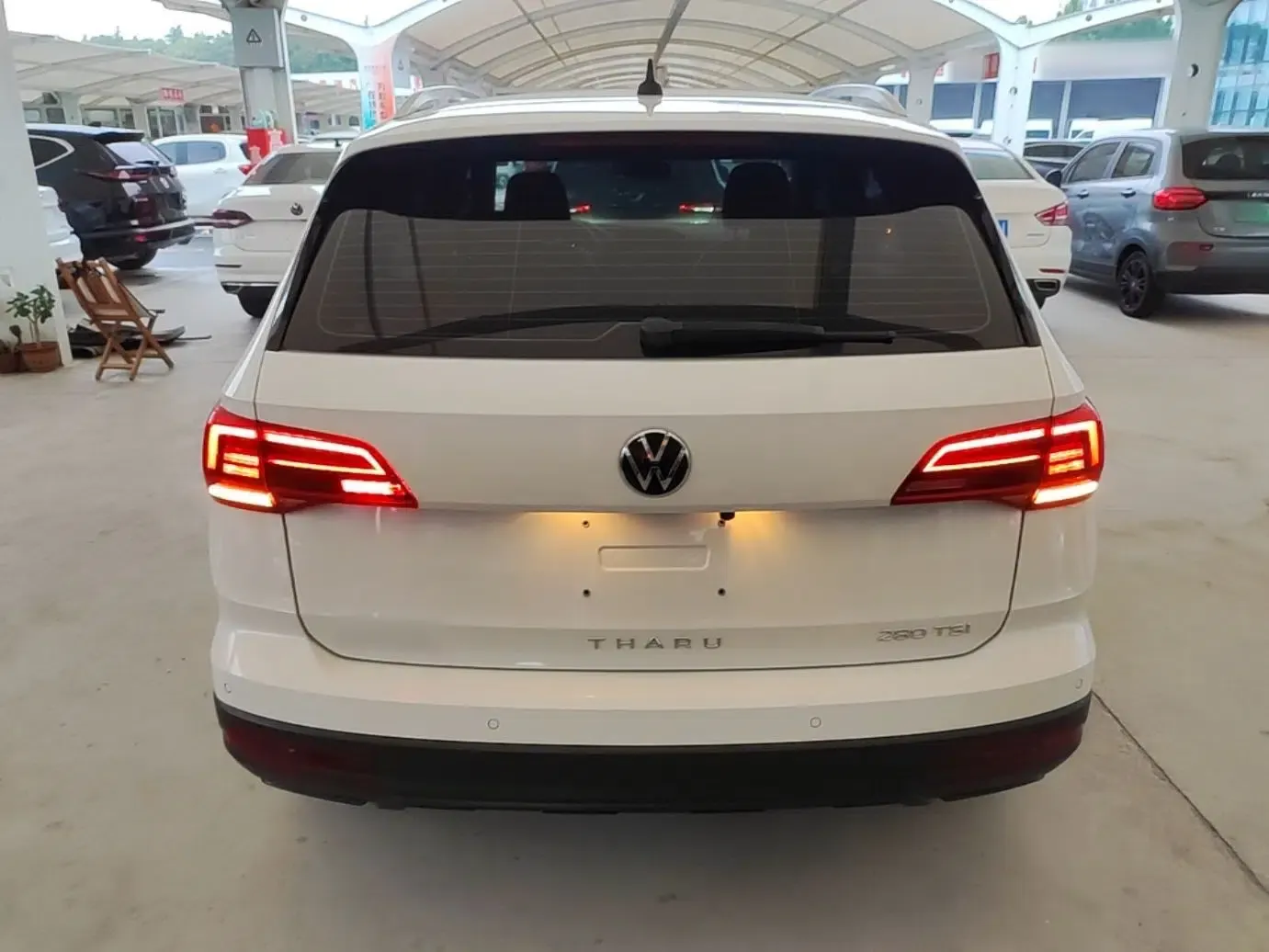 Volkswagen Tharu 2021 280TSI Two-Wheel Drive Trend Edition — миниатюра 5