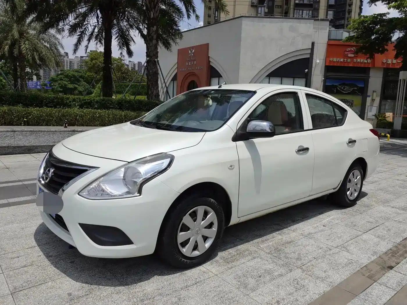 Nissan Sunny 2015 1.5XE CVT Comfort Edition — миниатюра 1