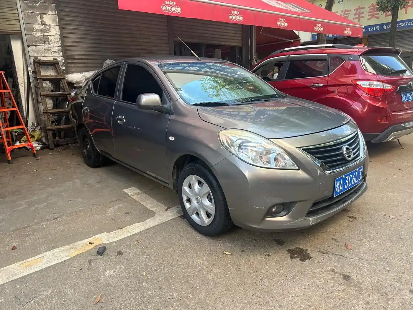 Nissan Sunny 2011 1.5XE Manual Comfort Edition — миниатюра 3